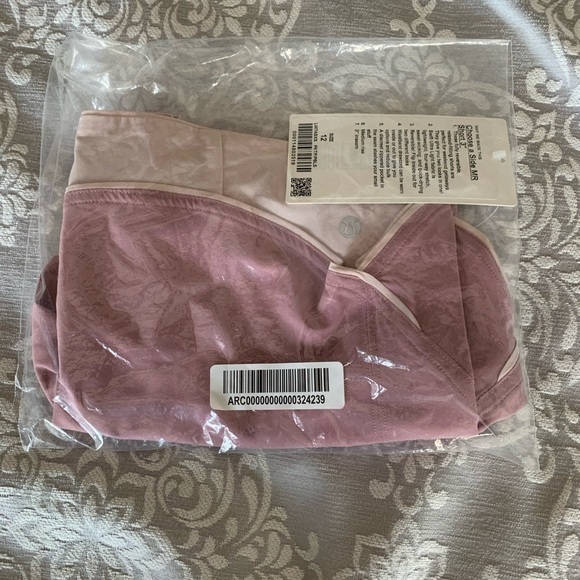 Lululemon Choose a Side Short Reversible 3” - Picture 8 of 10